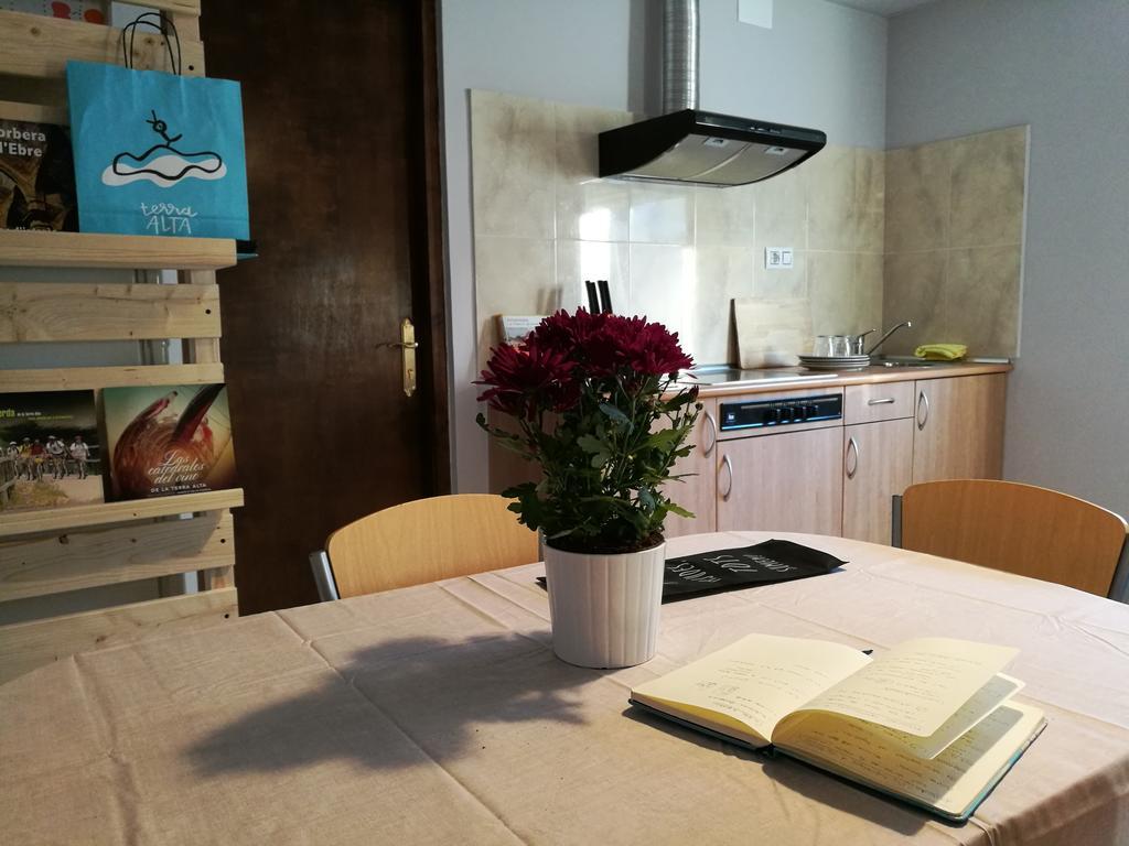 Apartaments Els Temporers Corbera Eksteriør billede